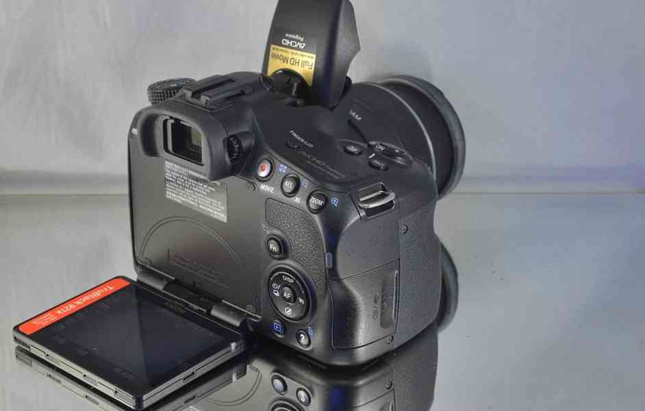 Sony SLT- A57 + 18-55mm *APS-C FullHDV 10500 Exp. - foto 8
