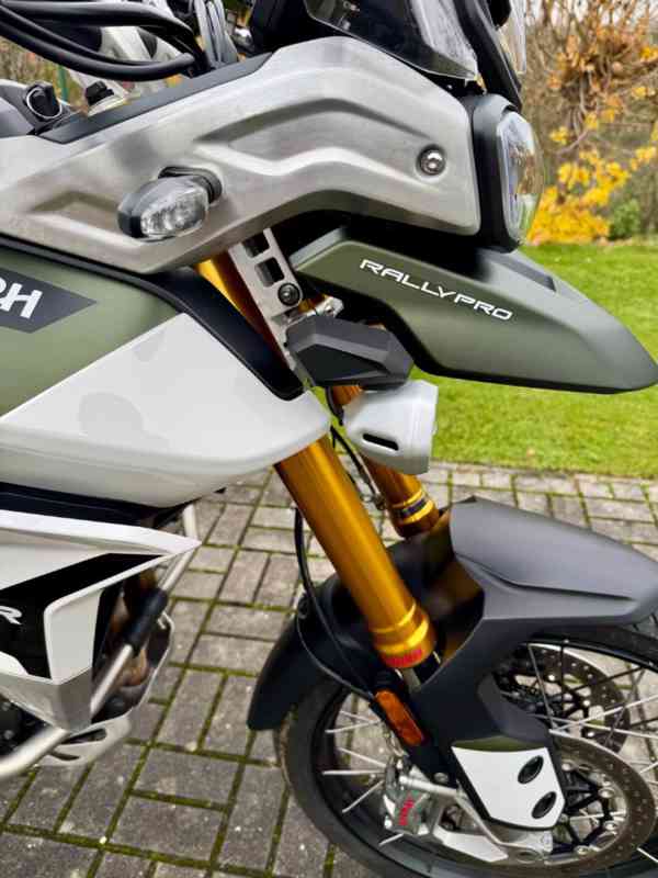 Triumph Tiger 900 Rally Pro - foto 2