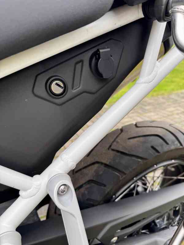 Triumph Tiger 900 Rally Pro - foto 12