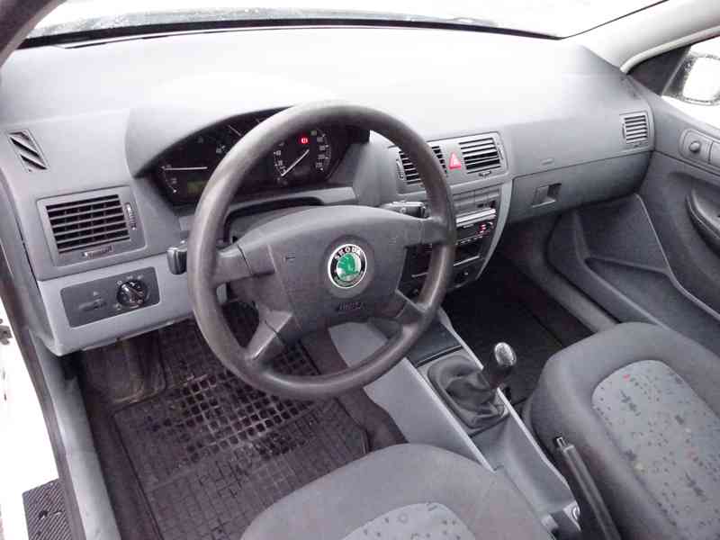 Škoda Fabia 1.9 SDI Combi r.v.2003 (STK:1/2026) - foto 5