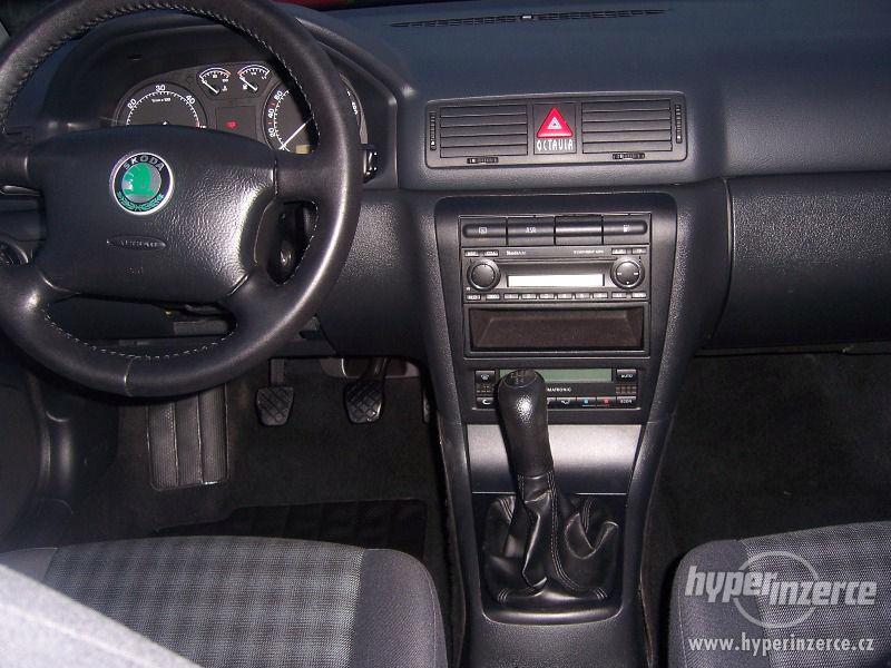 Škoda Octavia 1,9 TDi Tour - foto 15