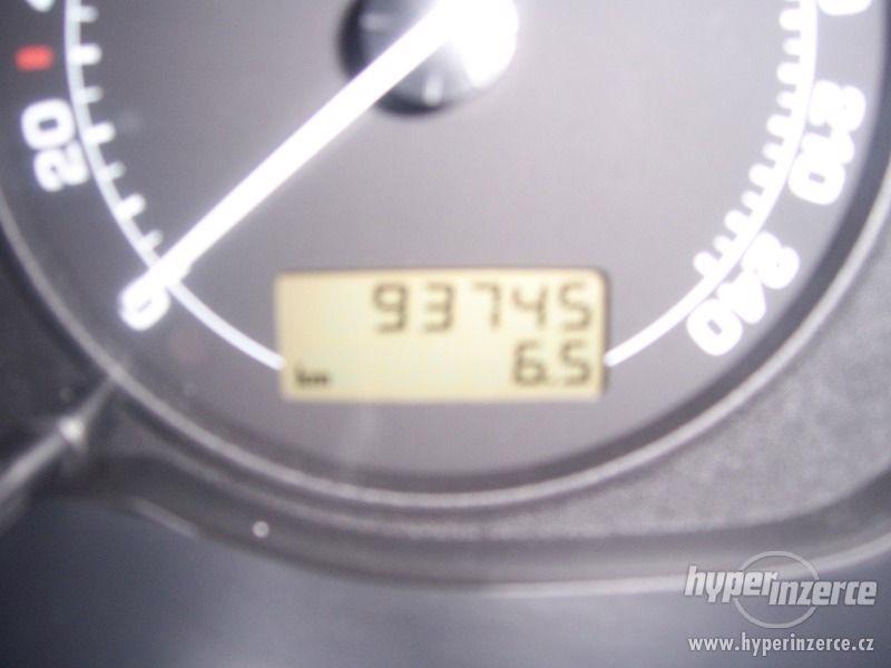 Škoda Octavia 1,9 TDi Tour - foto 17