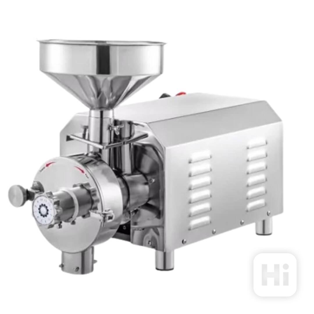 Elektrický mlýnek na suché zrno a koření - foto 1