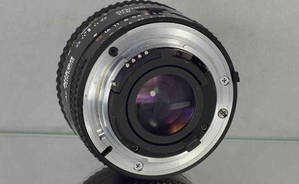  NIKON AF DX NIKKOR 50 mm f/1:1.8  - foto 5