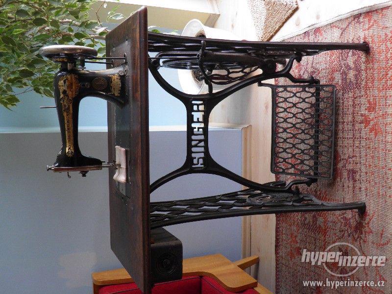 Šlapací šicí stroj SINGER - foto 4