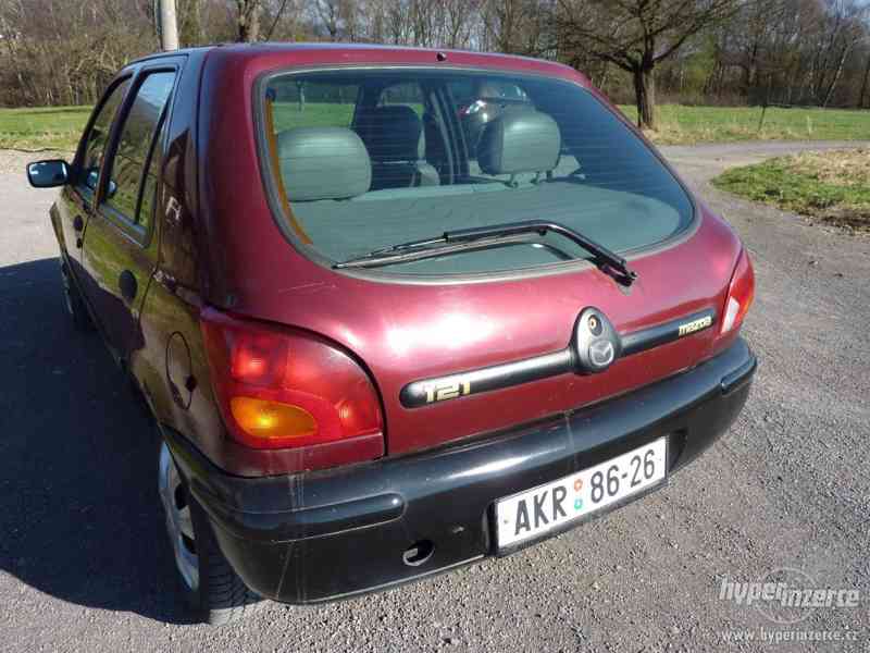 Mazda 121 - foto 3