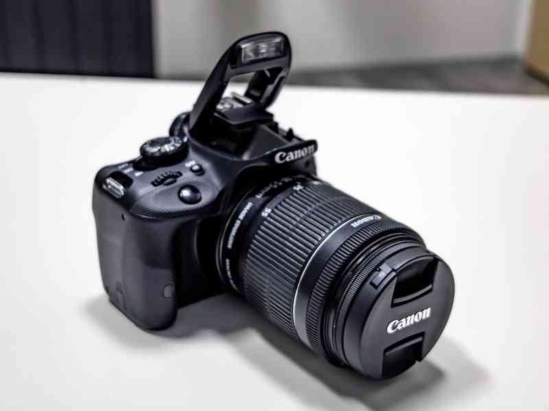 Canon EOS 100D + objektiv 18-55 mm - foto 2