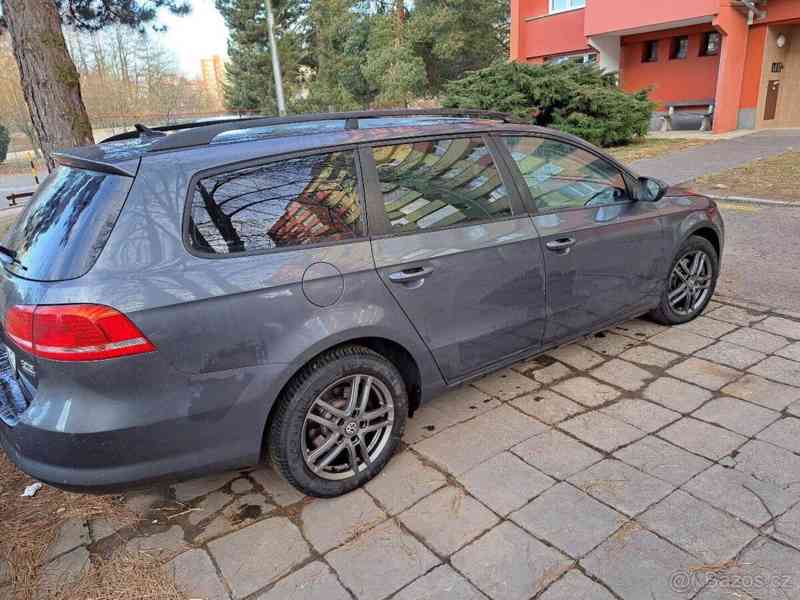 Volkswagen Passat B7 - foto 5