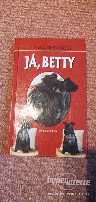 Já, Betty - foto 1