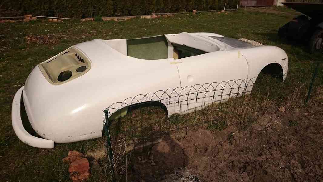 Karoserie a rám Porsche 356B - foto 3