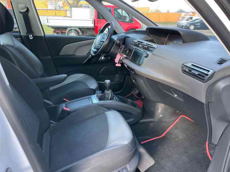 Citroën Grand C4 Picasso / SpaceTourer 1,6i benzín 115kw - foto 10