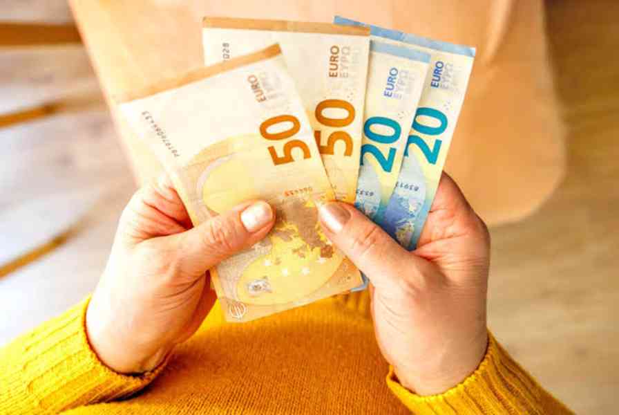 Potřebujete investici nebo velkou půjčku od 15 milionu Kč - foto 1