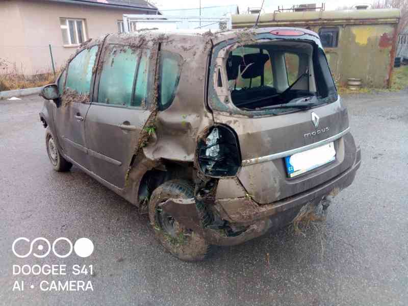 Náhradní díly na  Renault Modus - foto 2