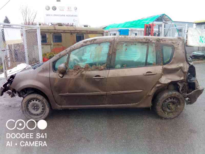 Náhradní díly na  Renault Modus - foto 6