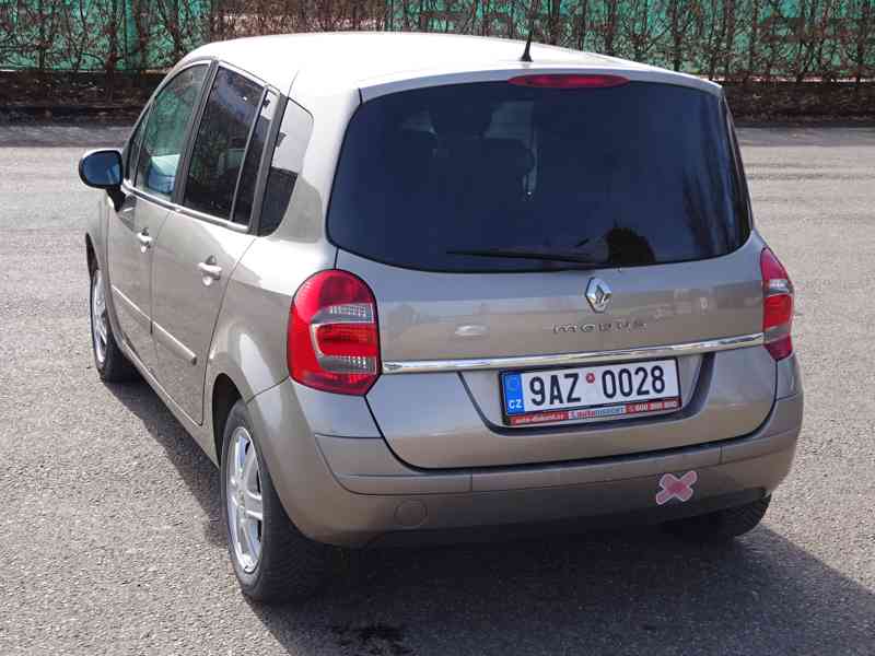 Renault Modus 1.2i Grand r.v.2008 (74 kw) - foto 4