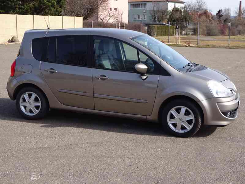 Renault Modus 1.2i Grand r.v.2008 (74 kw) - foto 2