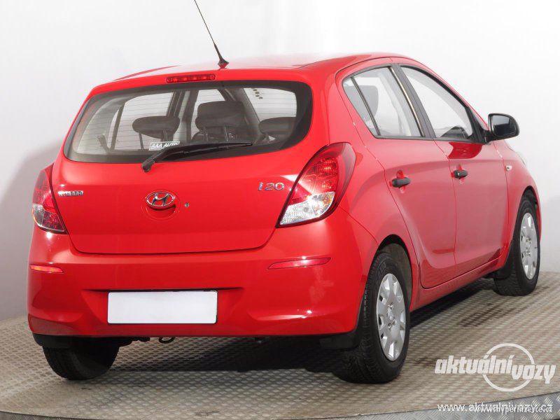 Hyundai i20 1.2, benzín, r.v. 2013 - foto 4
