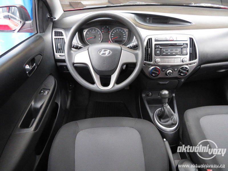 Hyundai i20 1.2, benzín, r.v. 2013 - foto 8