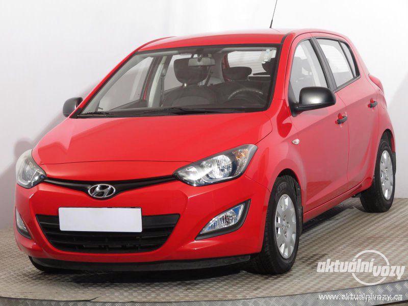 Hyundai i20 1.2, benzín, r.v. 2013 - foto 10