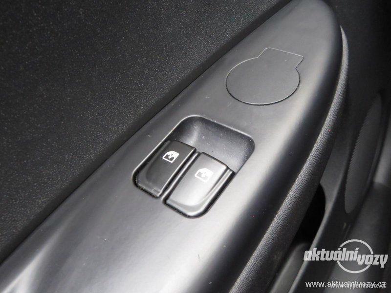 Hyundai i20 1.2, benzín, r.v. 2013 - foto 11