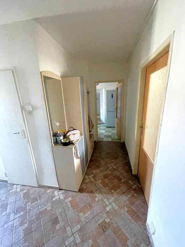1.lůž. pokoj v 3+1, pračka, volné, mladý prac./student v IT - foto 5