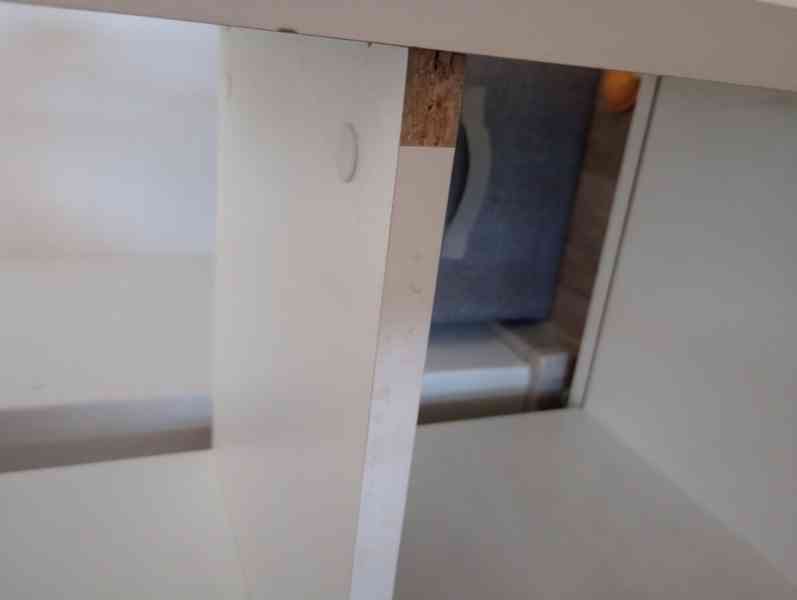Pracovní stůl s úložným prostorem - foto 5