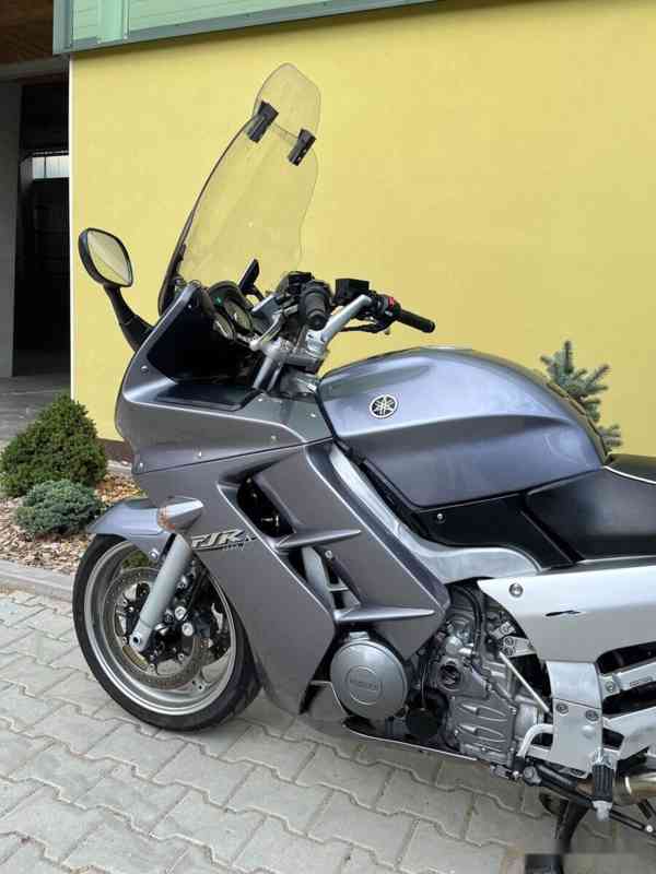 Yamaha FJR 1300 - foto 14