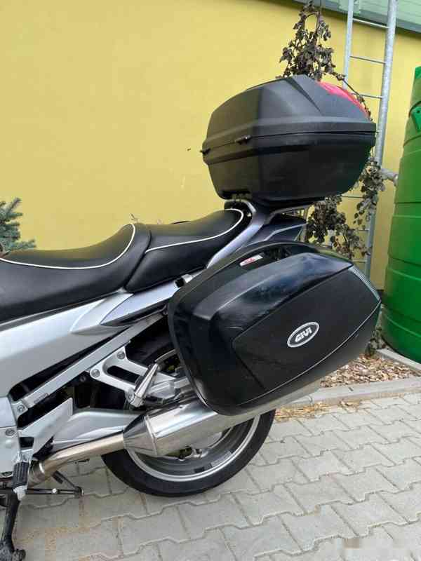Yamaha FJR 1300 - foto 15