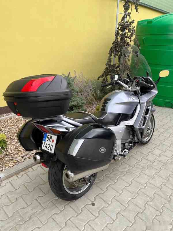 Yamaha FJR 1300 - foto 9