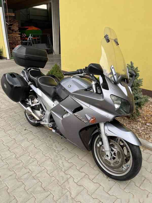 Yamaha FJR 1300 - foto 3