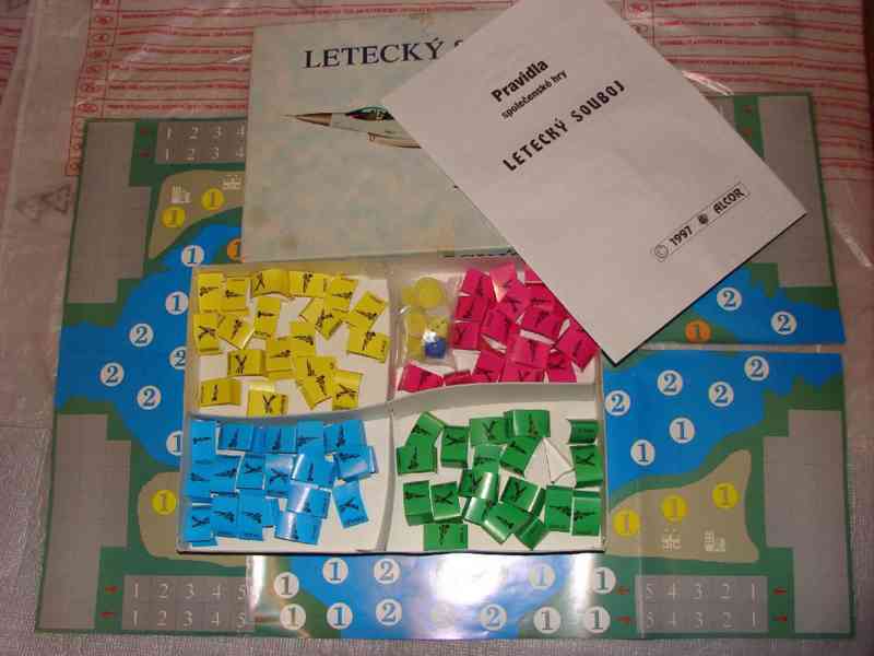 Společenské hry: Únikovky, deskovky, karetní hry Velký výběr - foto 11