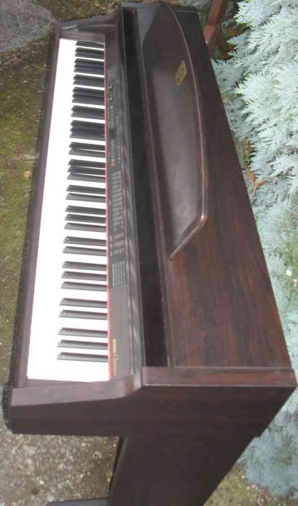 Digitální piano Yamaha Clavinova CLP 950 - foto 7