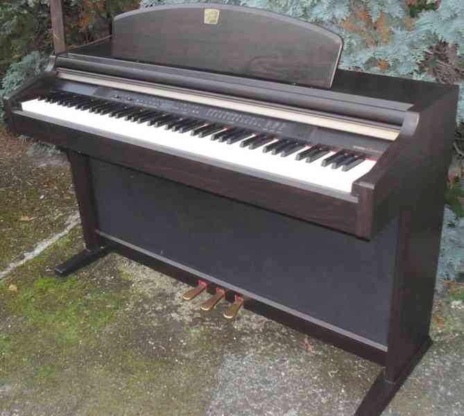Digitální piano Yamaha Clavinova CLP 950 - foto 2