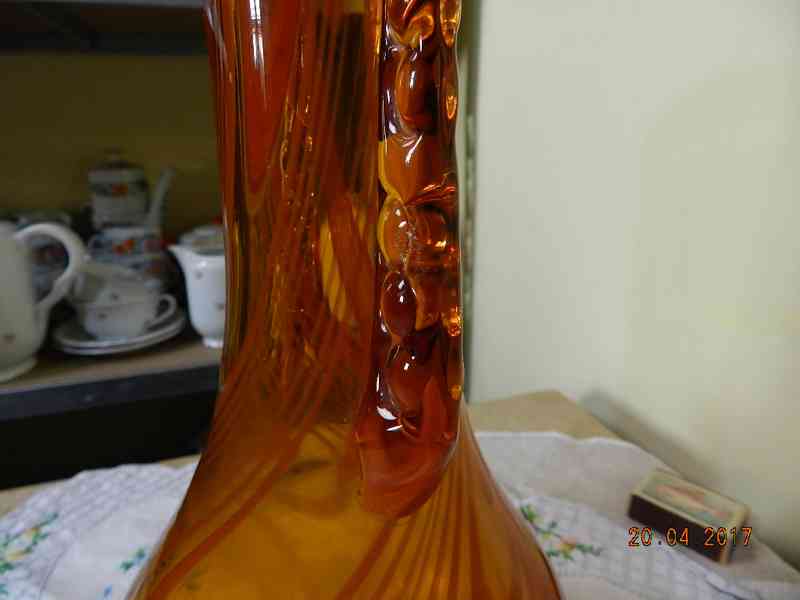 Hezká oranžová Váza Ambrové sklo F. Koudelka - foto 6