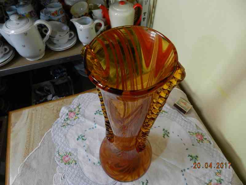 Hezká oranžová Váza Ambrové sklo F. Koudelka - foto 4