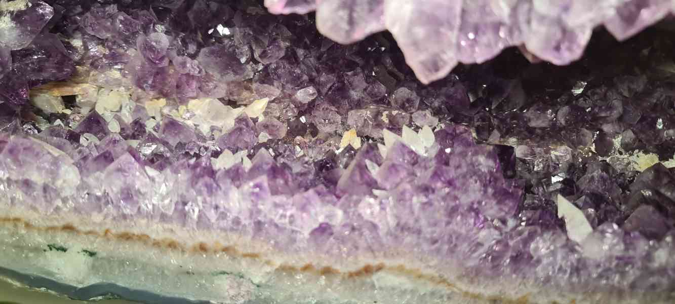 Výjimečné solitéry sesterských drúz - ametystových minerálů - foto 3