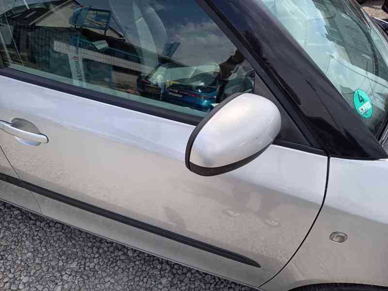 ŠKODA Fabia Combi 1,4i16V Ambiente ASR - foto 9