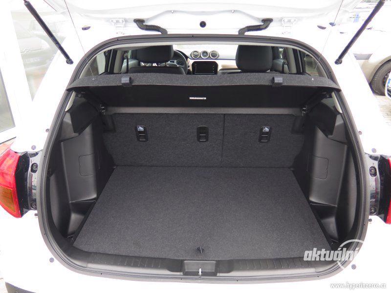 Suzuki Vitara 1.6, benzín, RV 2018, kůže - foto 5