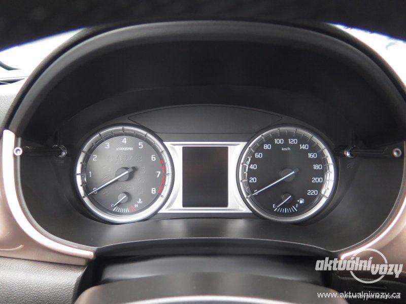 Suzuki Vitara 1.6, benzín, RV 2018, kůže - foto 12
