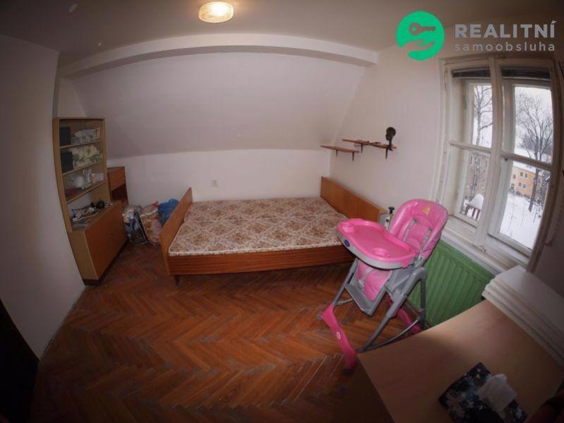 Podkrovní byt  na Králově háji s možností mezonetu - Liberec - foto 4