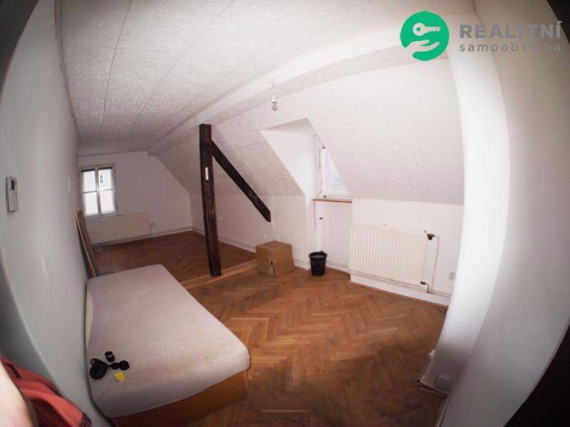 Podkrovní byt  na Králově háji s možností mezonetu - Liberec - foto 1