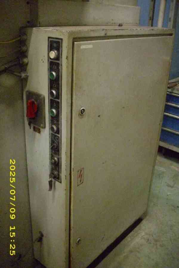 Použitý ohraňovací lis CTO 80/2500, r. v. 1990 - foto 5
