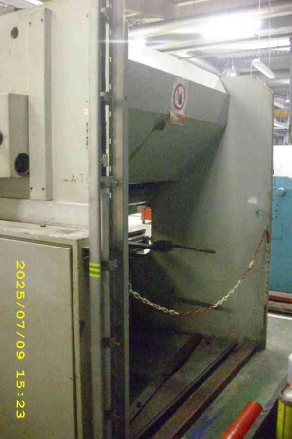 Použitý ohraňovací lis CTO 80/2500, r. v. 1990 - foto 4