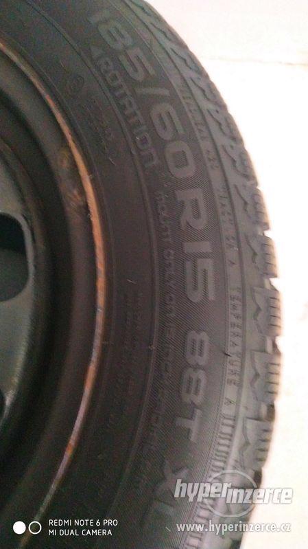 Zimní pneumatiky Nokian 185/60R15 88T XL - foto 4