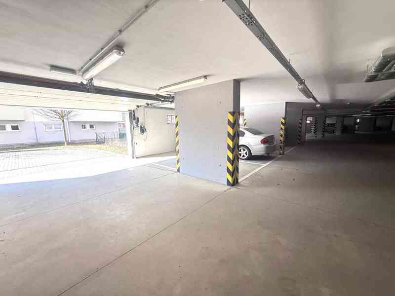 PRONÁJEM GARÁŽOVÉHO STÁNÍ ULICE ŘÍČANSKÁ, BRNO–BYSTRC  - foto 4