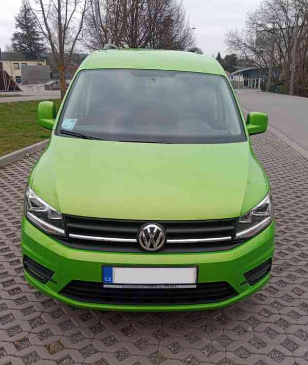 Volkswagen Caddy 2,0 TDI s plošinou pro vozíčkáře - foto 3
