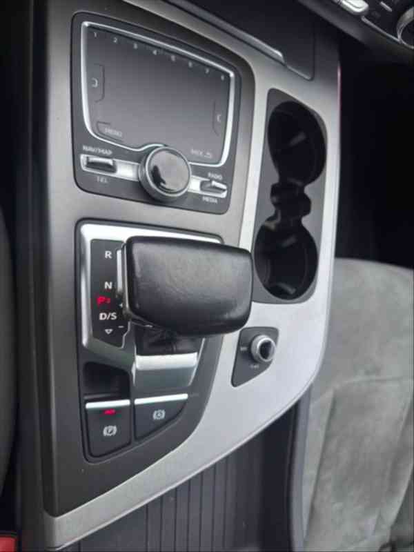Audi Q7 3,0   TFSI 4x4 , 5/2016, odpočet DPH - foto 10