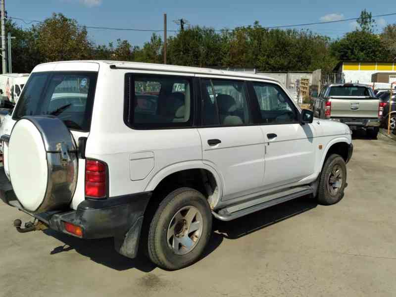 NISSAN PATROL GR WAGON 3.0 DI TURBO 4x4 DPH - foto 7