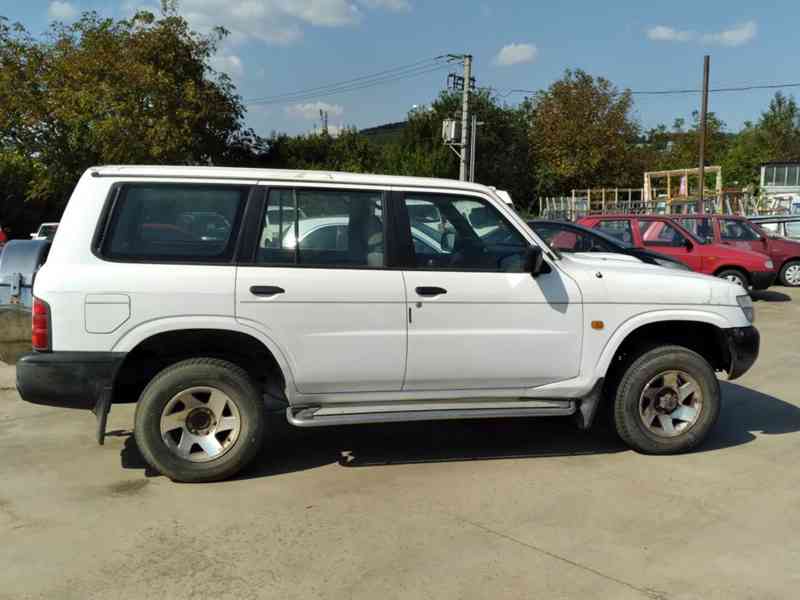 NISSAN PATROL GR WAGON 3.0 DI TURBO 4x4 DPH - foto 4