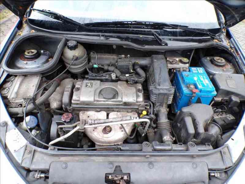 Peugeot 206 1,4 i - foto 13